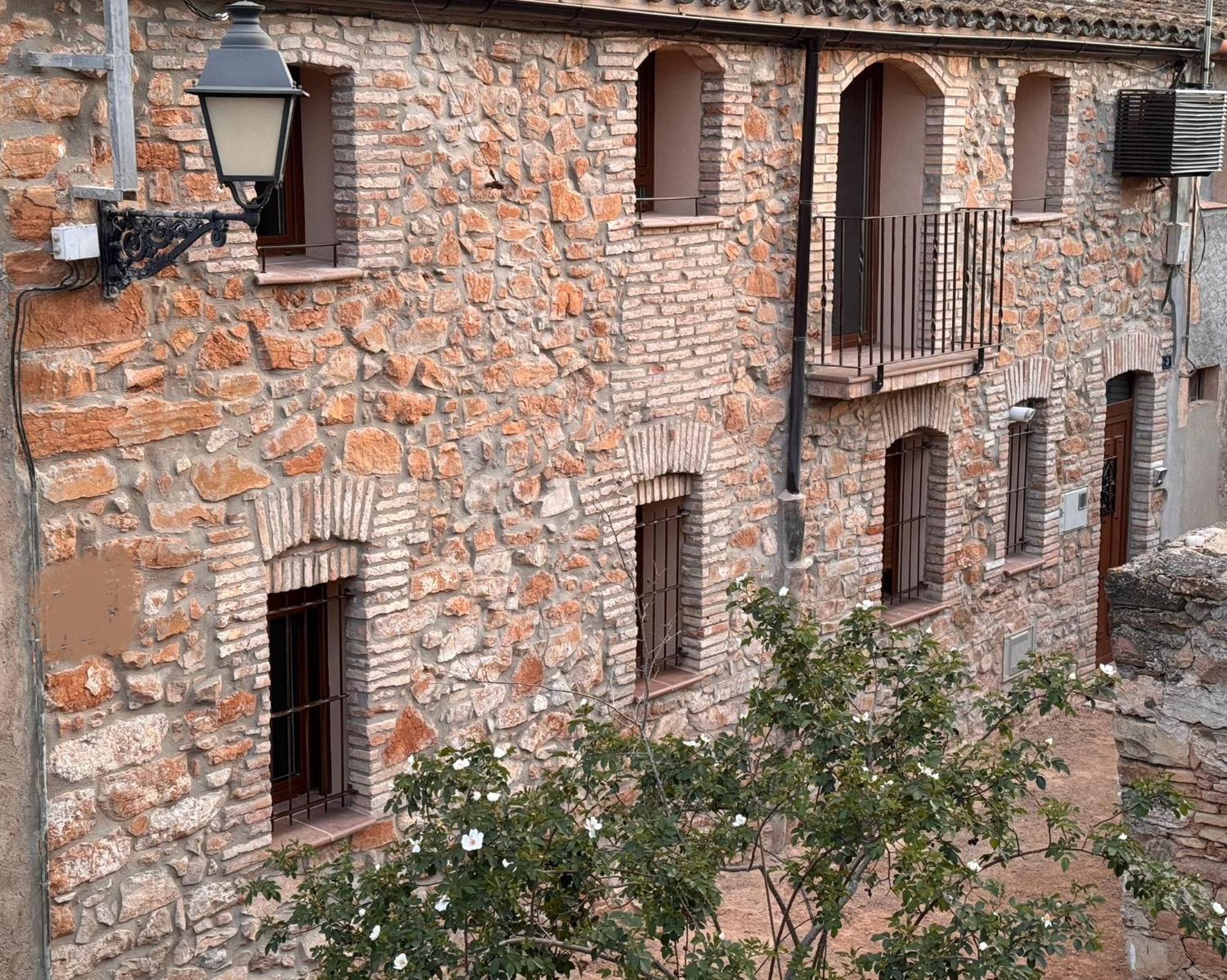 Casa De La Serra Montblanc Exterior foto